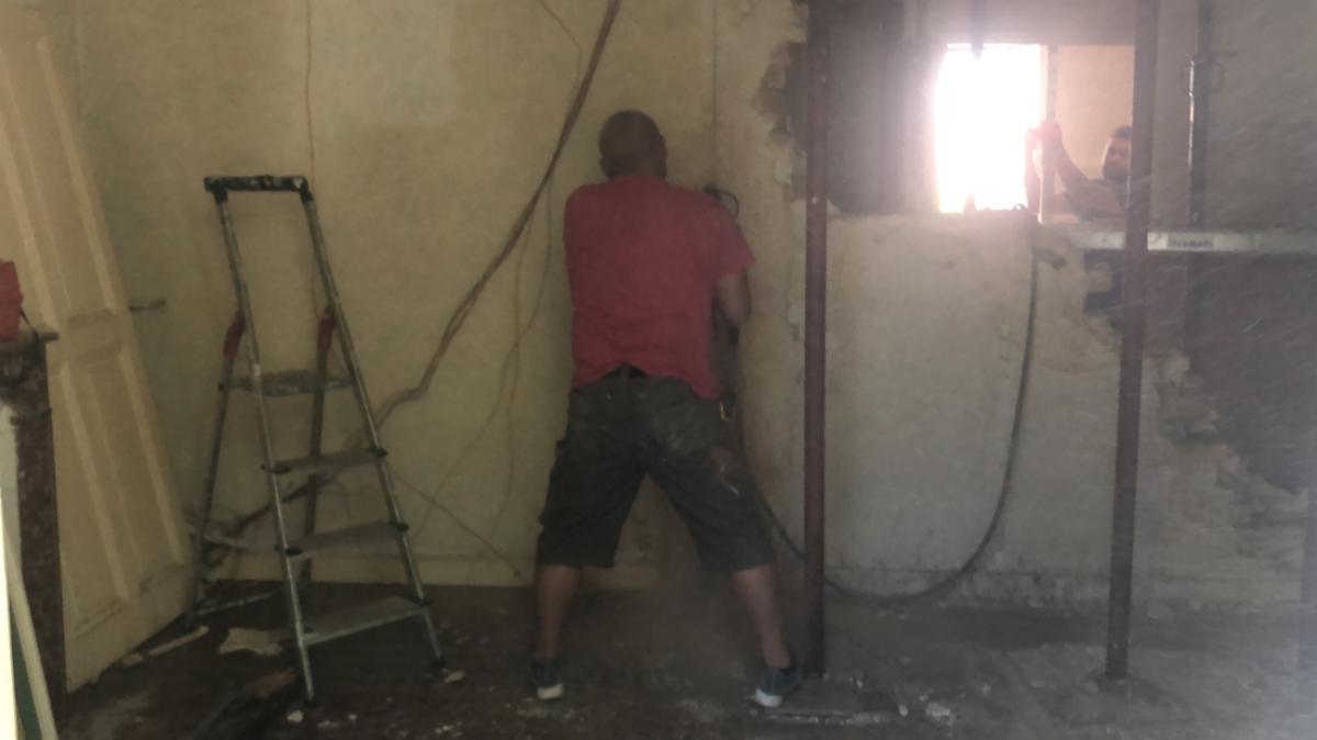 Maçon : casser, abattre, ouverture mur porteur, Gard, Vaucluse