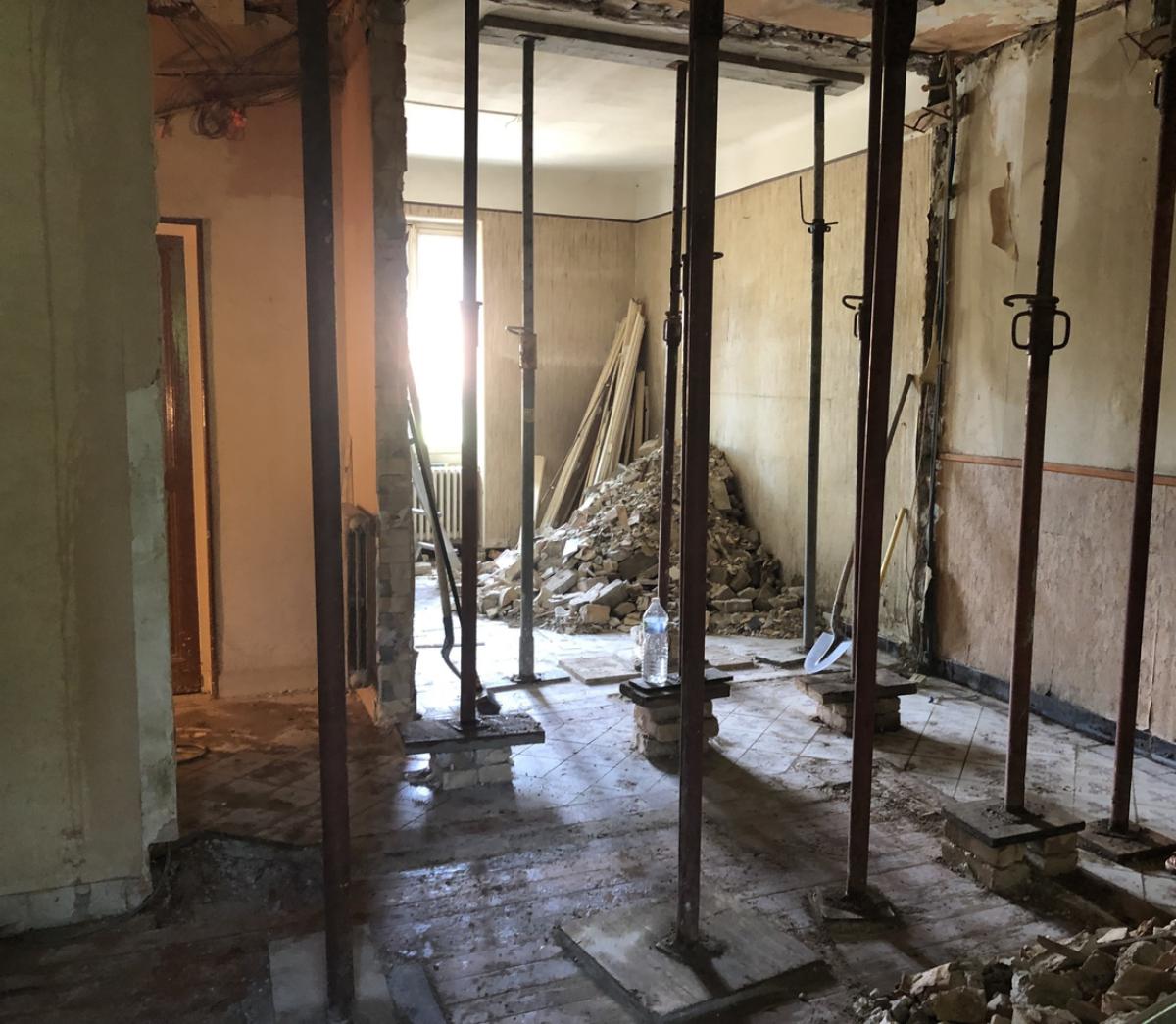 Maçon : casser, abattre, ouverture mur porteur, Gard, Vaucluse